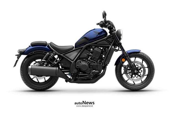 Urban X 650 Naked Motorcycle